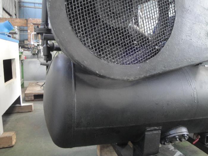 Reciprocating compressors Fabryka Wagonów Świdnica model 33 